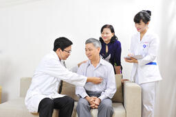 Tầm soát bệnh lý võng mạc trẻ sinh non (ROP)