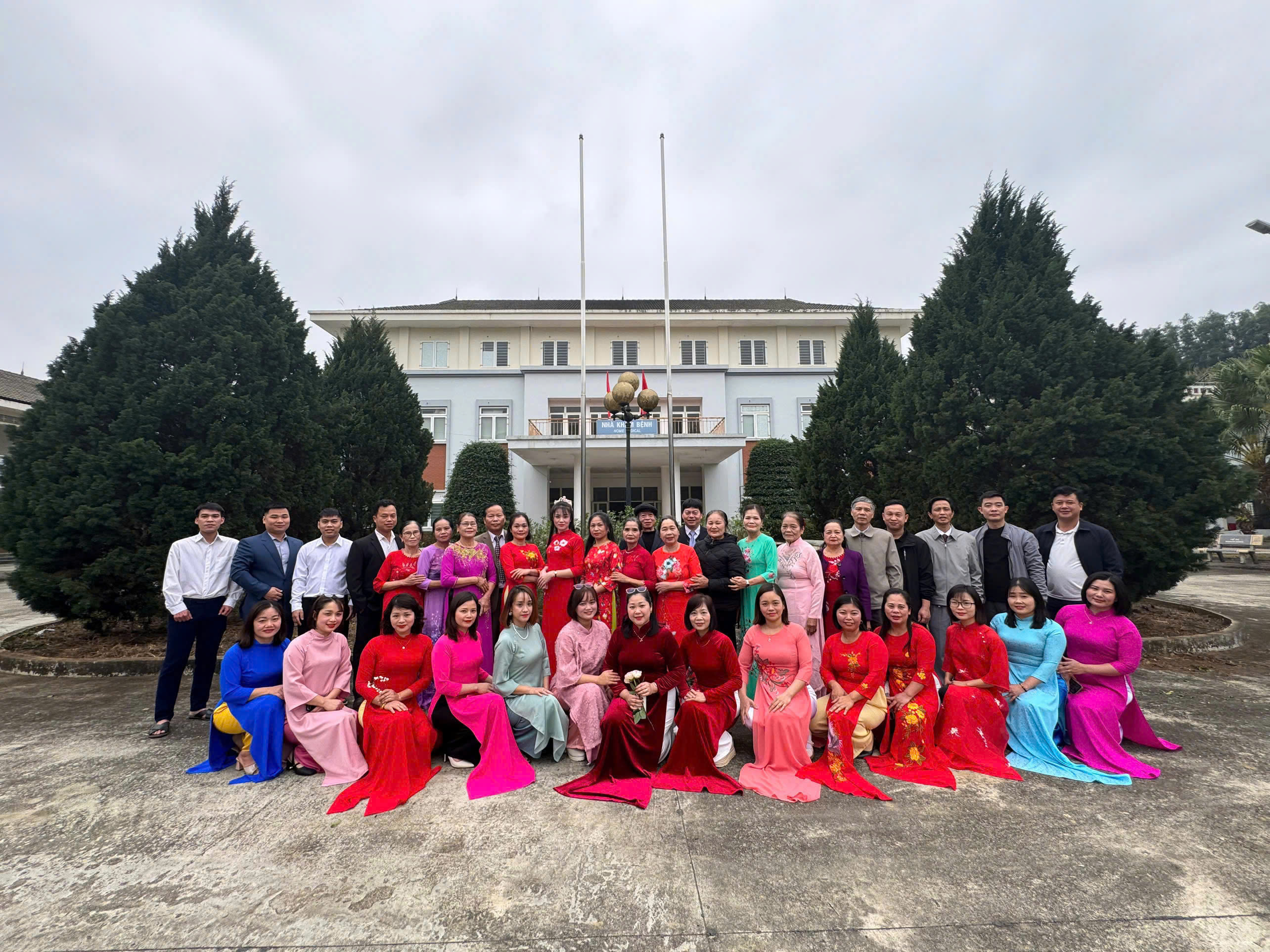 z6809599404527_b15282f4e24afb450eaf65bd876a65ce_3ddbac3d72