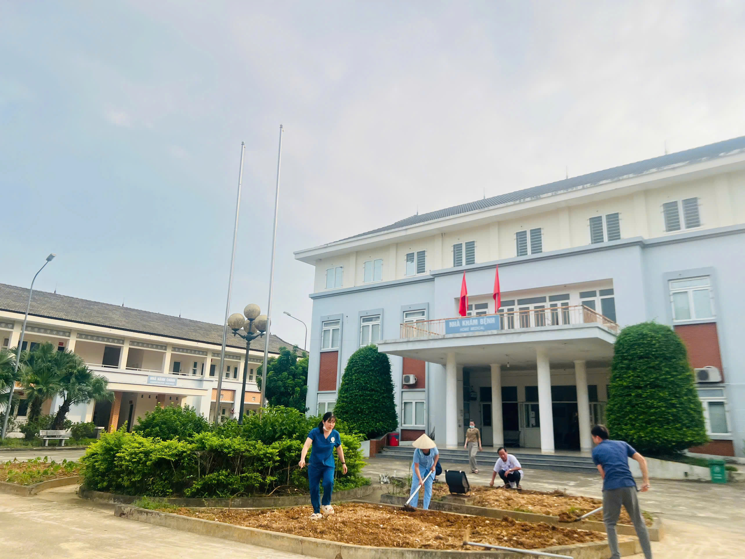 z6809599404529_c9290667c514585c7b4f01869128a33f_2461d10008